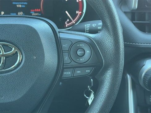 Used 2024 Toyota RAV4 LE image 19