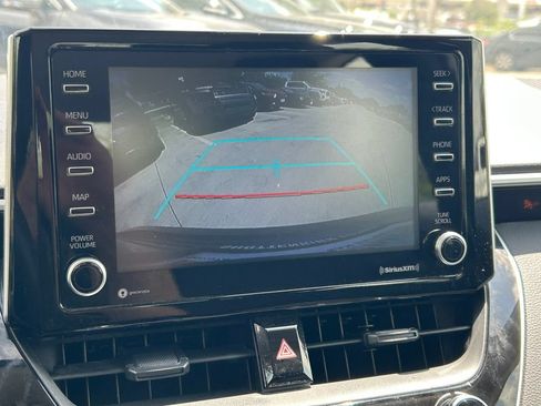 Used 2021 Toyota Corolla LE FWD image 26