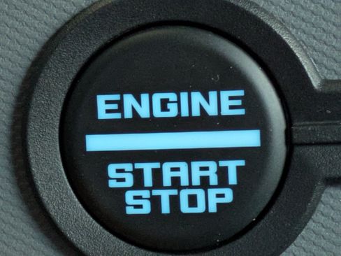 Certified 2023 Ford Bronco 2-Door AWD/4WD image 29