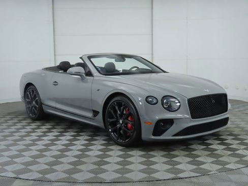 Used 2024 Bentley Continental GT S image 3