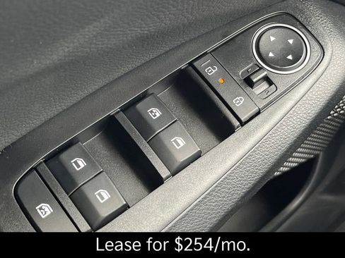 New 2026 Kia Seltos S image 18