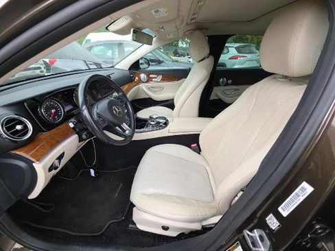 Used 2018 Mercedes-Benz E 300 w/ Premium 1 Package image 4