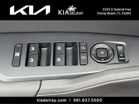 New 2026 Kia Sportage SX FWD image 16
