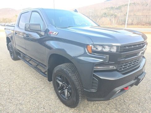 Used 2020 Chevrolet Silverado 1500 LT Trail Boss image 25