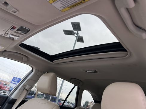 Used 2016 Subaru Outback 3.6R Limited image 8