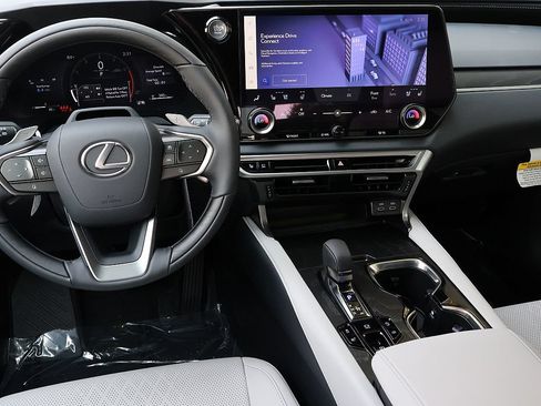 New 2026 Lexus RX 350 Premium Plus AWD/4WD image 17