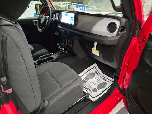 New 2026 Jeep Wrangler Sport AWD/4WD image 27