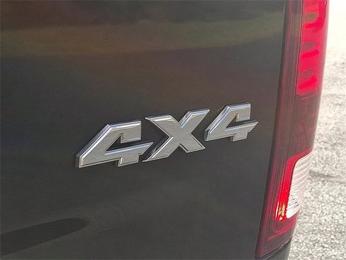 Used 2017 RAM 1500 Sport w/ Premium Sound Group image 29