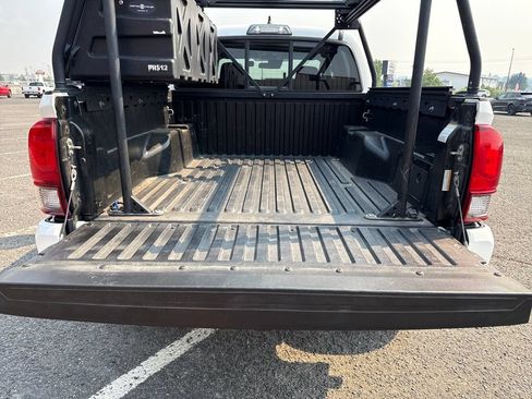 Used 2019 Toyota Tacoma SR w/ SR Convenience Package AWD/4WD image 22