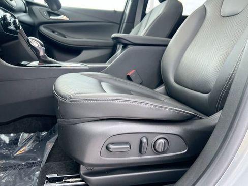 Used 2023 Buick Encore GX Essence w/ Experience Buick Package image 16