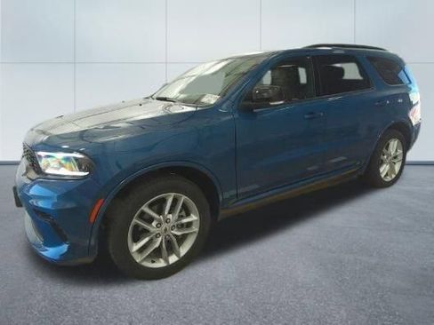 Used 2025 Dodge Durango GT AWD/4WD image 3