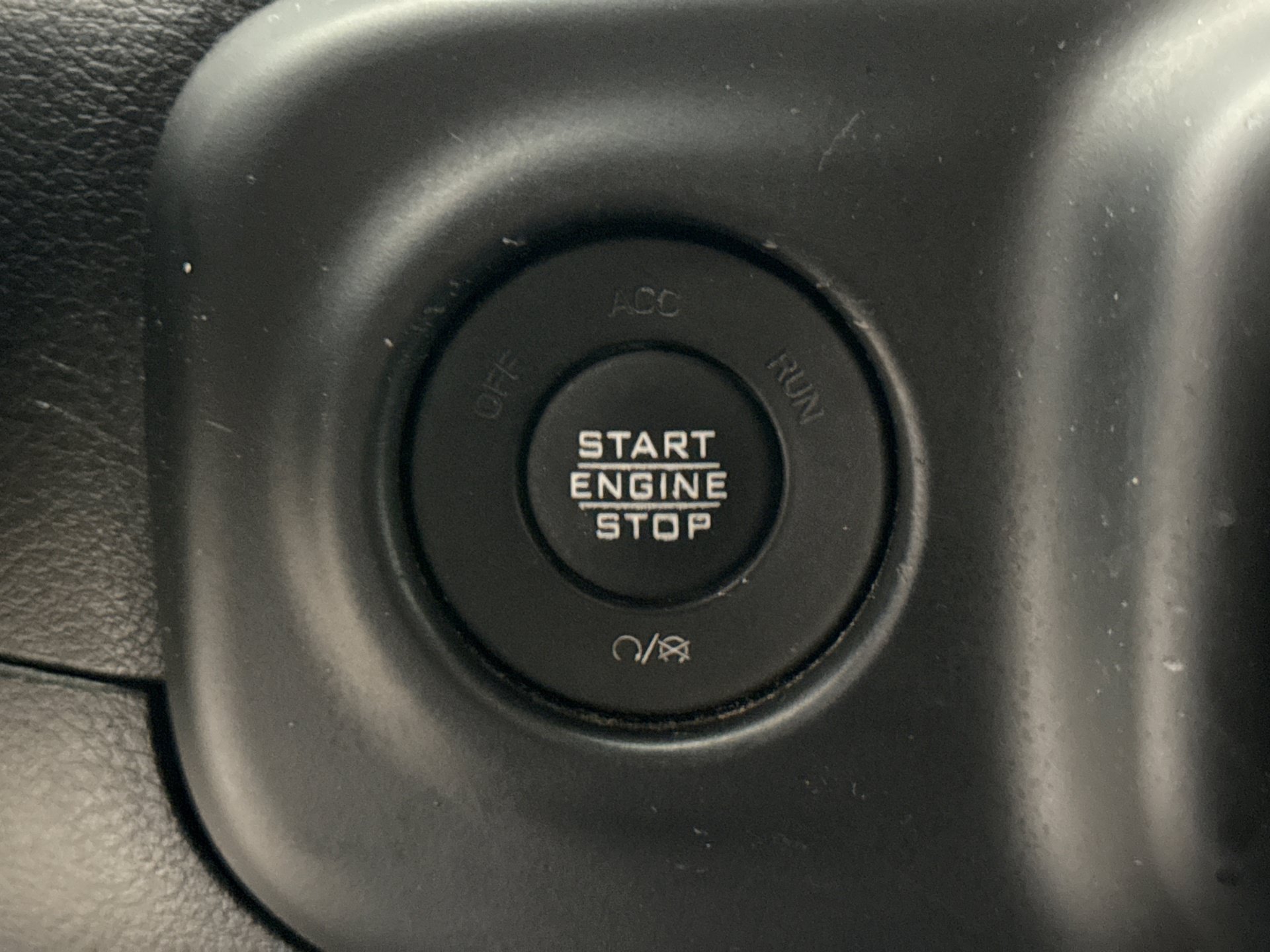 Used 2021 Jeep Gladiator Sport AWD/4WD image 19