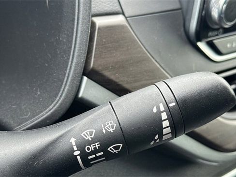 Used 2024 Nissan Altima 2.5 SV image 39