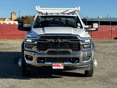 New 2026 RAM 5500 Tradesman w/ Chrome Appearance Group image 8