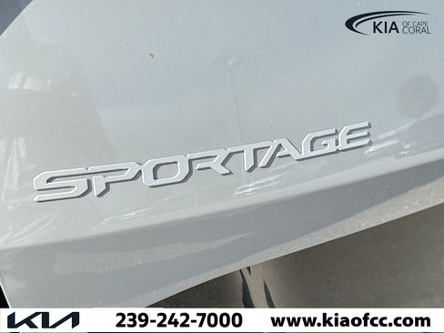 New 2026 Kia Sportage SX FWD image 10