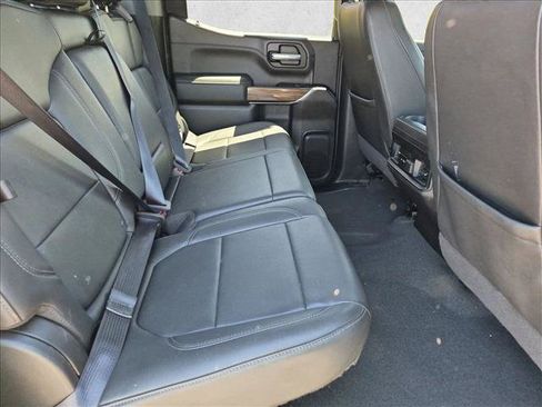 Used 2022 Chevrolet Silverado 1500 LT Trail Boss w/ Convenience Package II AWD/4WD image 19