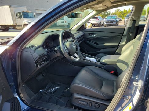 Used 2023 Honda Accord Touring image 15