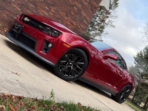 Used 2012 Chevrolet Camaro ZL1 image 4