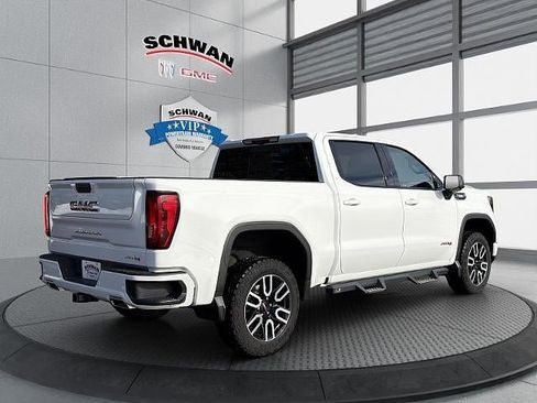 Used 2023 GMC Sierra 1500 AT4 w/ Technology Package image 4