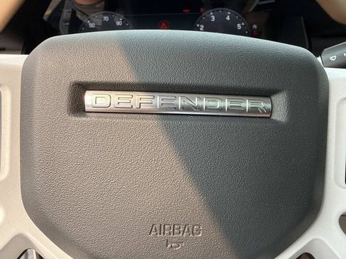 New 2026 Land Rover Defender 110 X-Dynamic SE AWD/4WD image 34