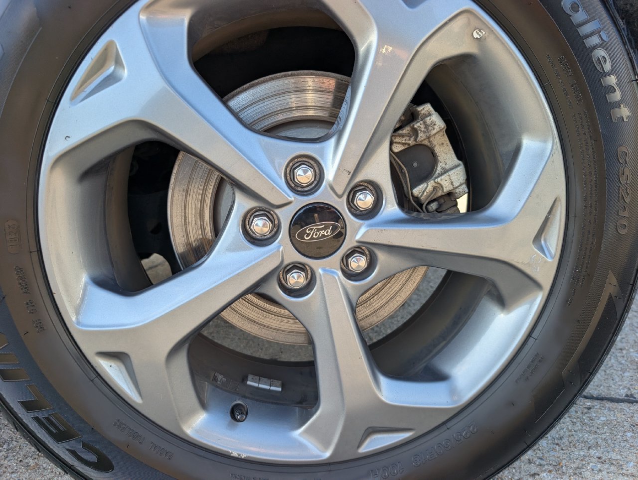 Used 2025 Ford Escape ST-Line Select AWD/4WD image 7