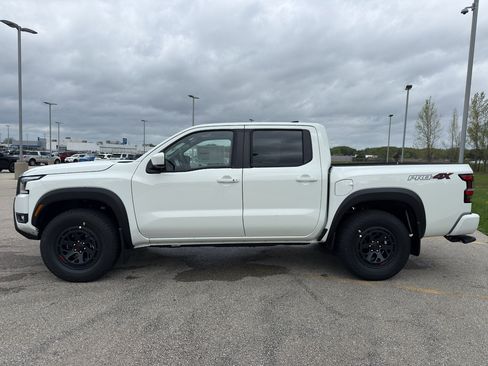 New 2026 Nissan Frontier PRO-4X AWD/4WD image 9