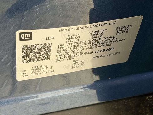 Used 2025 Chevrolet Traverse LT image 29