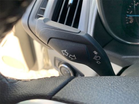 Used 2015 Ford Transit Connect Titanium image 29