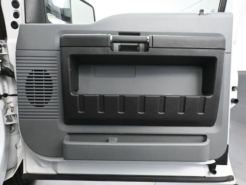 Used 2016 Ford F250 XL w/ Power Equipment Group image 42