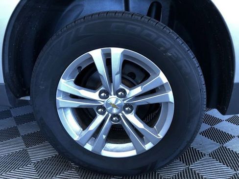 Used 2015 Chevrolet Equinox LS image 16