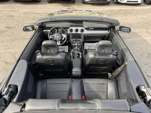 Used 2019 Ford Mustang Premium image 25