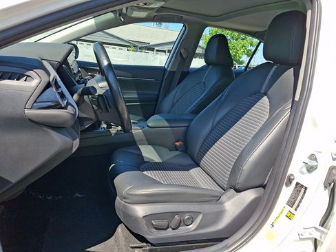 Used 2024 Toyota Camry SE FWD image 24