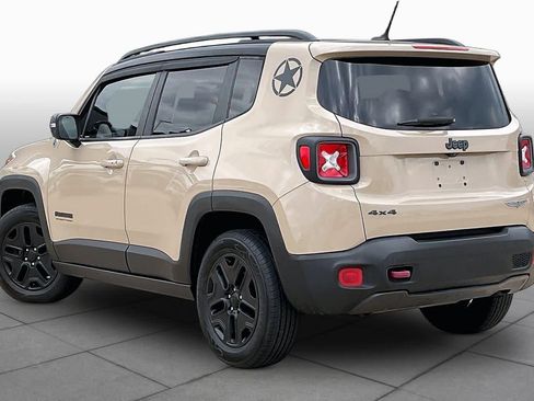 Used 2017 Jeep Renegade Trailhawk AWD/4WD image 13