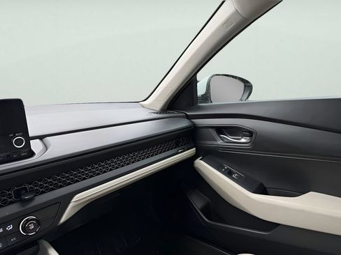 Used 2025 Honda Accord LX image 24