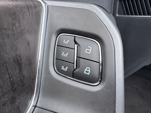 Used 2024 Ford F350 Lariat w/ Lariat Ultimate Package image 14