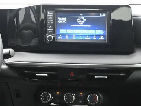 Used 2025 Nissan Kicks S w/ Interior Electronics Package FWD image 12