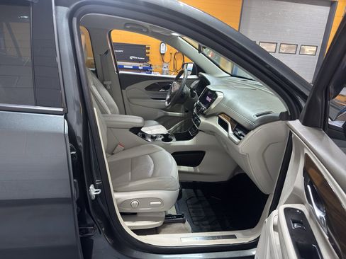 Used 2020 GMC Terrain Denali w/ Denali Premium Package image 18