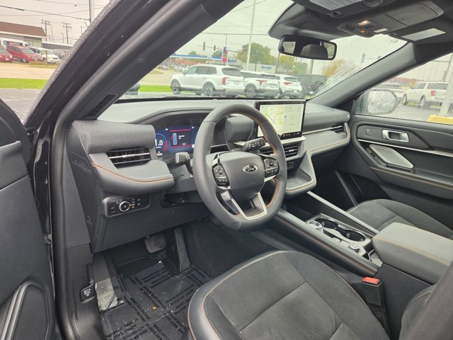 Used 2026 Ford Explorer Tremor w/ Tremor Ultimate Package AWD/4WD image 2