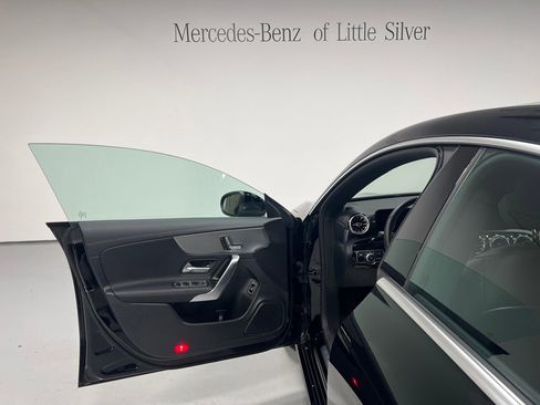 Used 2025 Mercedes-Benz CLA 250 4MATIC image 17