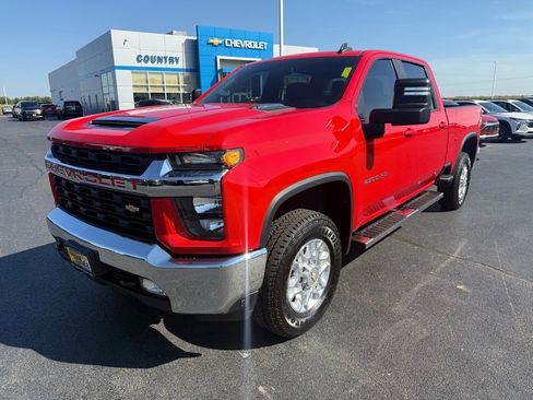Used 2020 Chevrolet Silverado 2500 LT w/ Convenience Package image 9