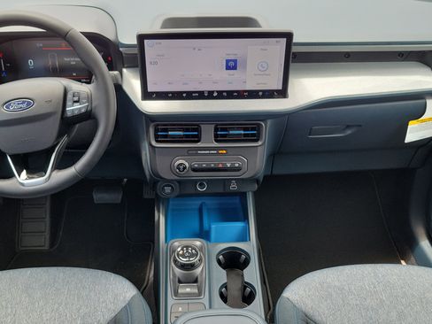 New 2026 Ford Maverick XLT FWD image 13