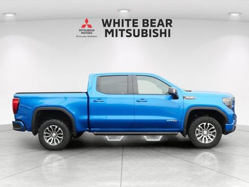 Used 2022 GMC Sierra 1500 AT4 w/ Technology Package AWD/4WD image 6