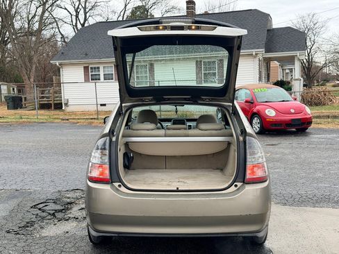 Used 2005 Toyota Prius image 7