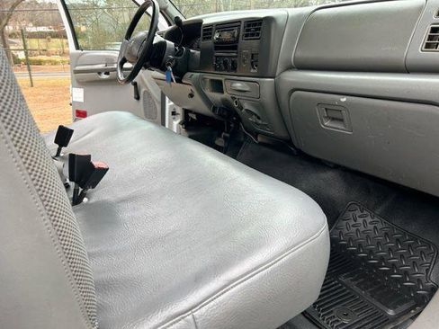 Used 2004 Ford F350 XL AWD/4WD image 34