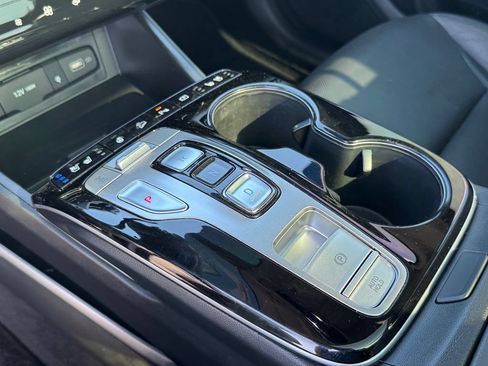 Used 2024 Hyundai Tucson Limited AWD/4WD image 25