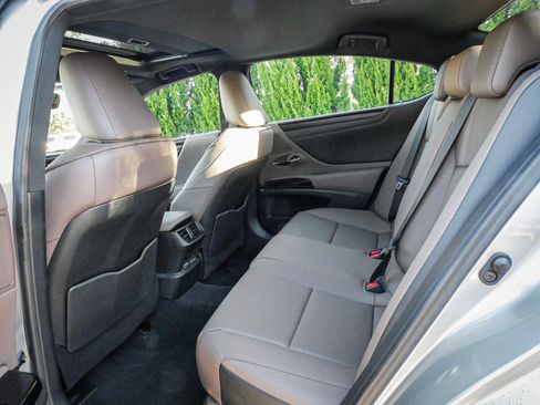 Used 2025 Lexus ES 350 ES 350 image 29