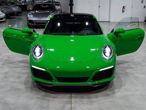 Used 2017 Porsche 911 Carrera 4S AWD/4WD image 34