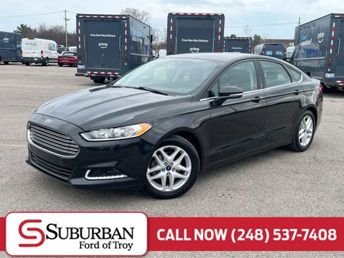 Used 2014 Ford Fusion SE image 1