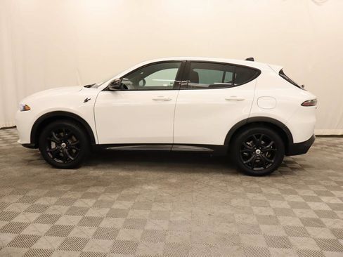 Used 2024 Dodge Hornet R/T Plus w/ R/T Blacktop Package AWD/4WD image 2