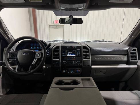 Used 2018 Ford F250 XL w/ Power Equipment Group AWD/4WD image 21